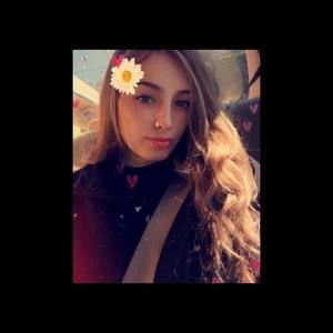 Meet your Posher, Justina